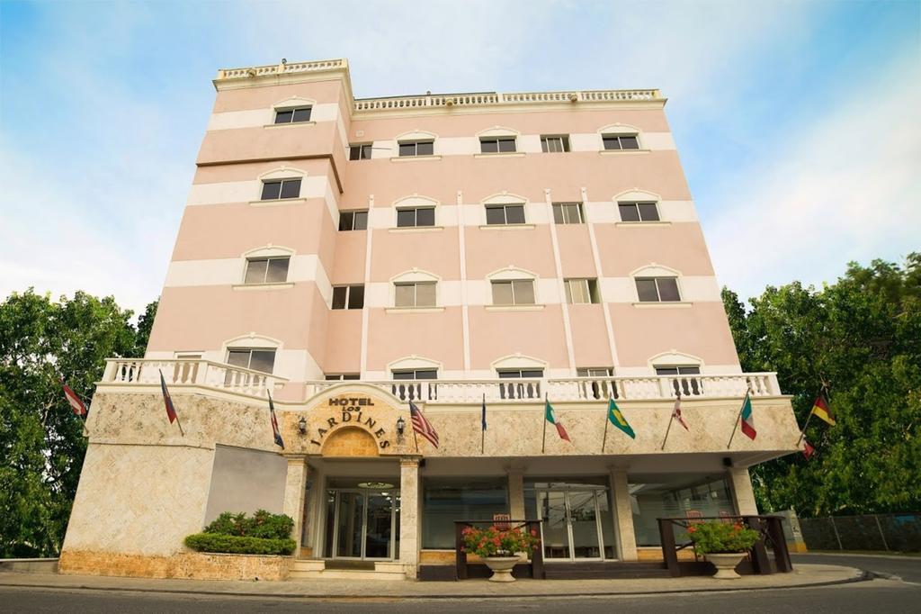 Hotel Los Jardines Santiago De Los Caballeros Exterior foto